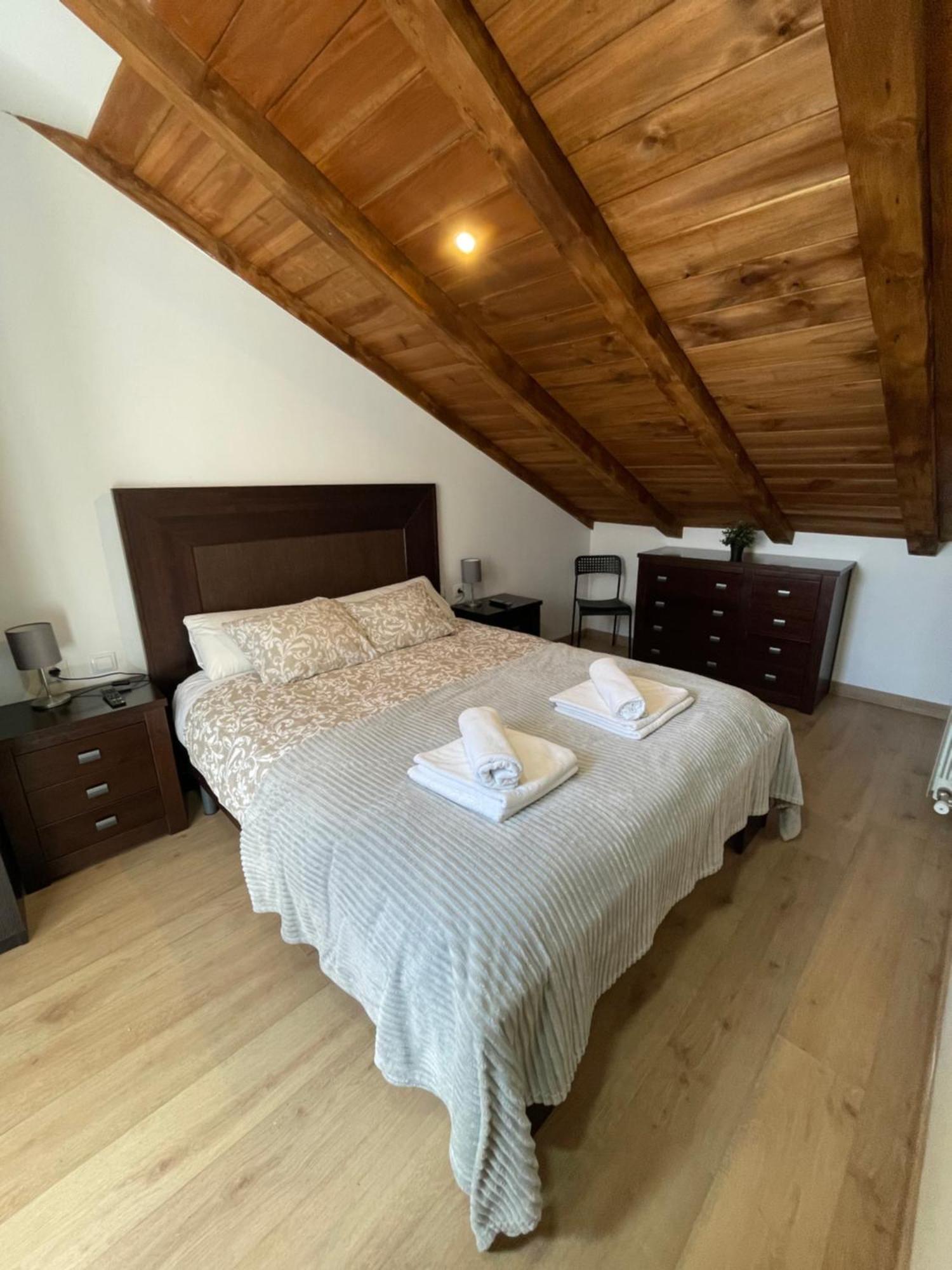 Apartahotel Canfranc Bagian luar foto