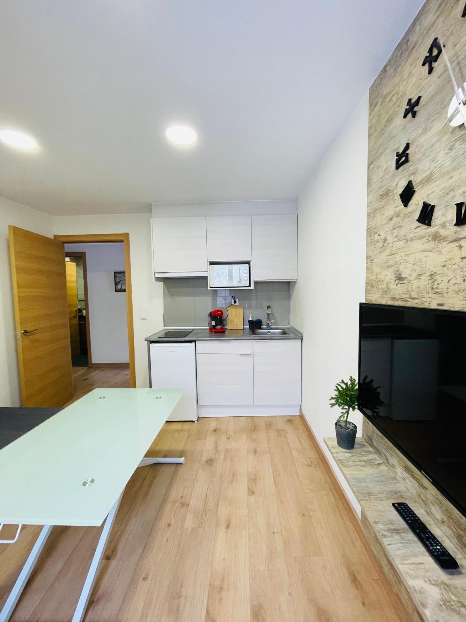 Apartahotel Canfranc Bagian luar foto